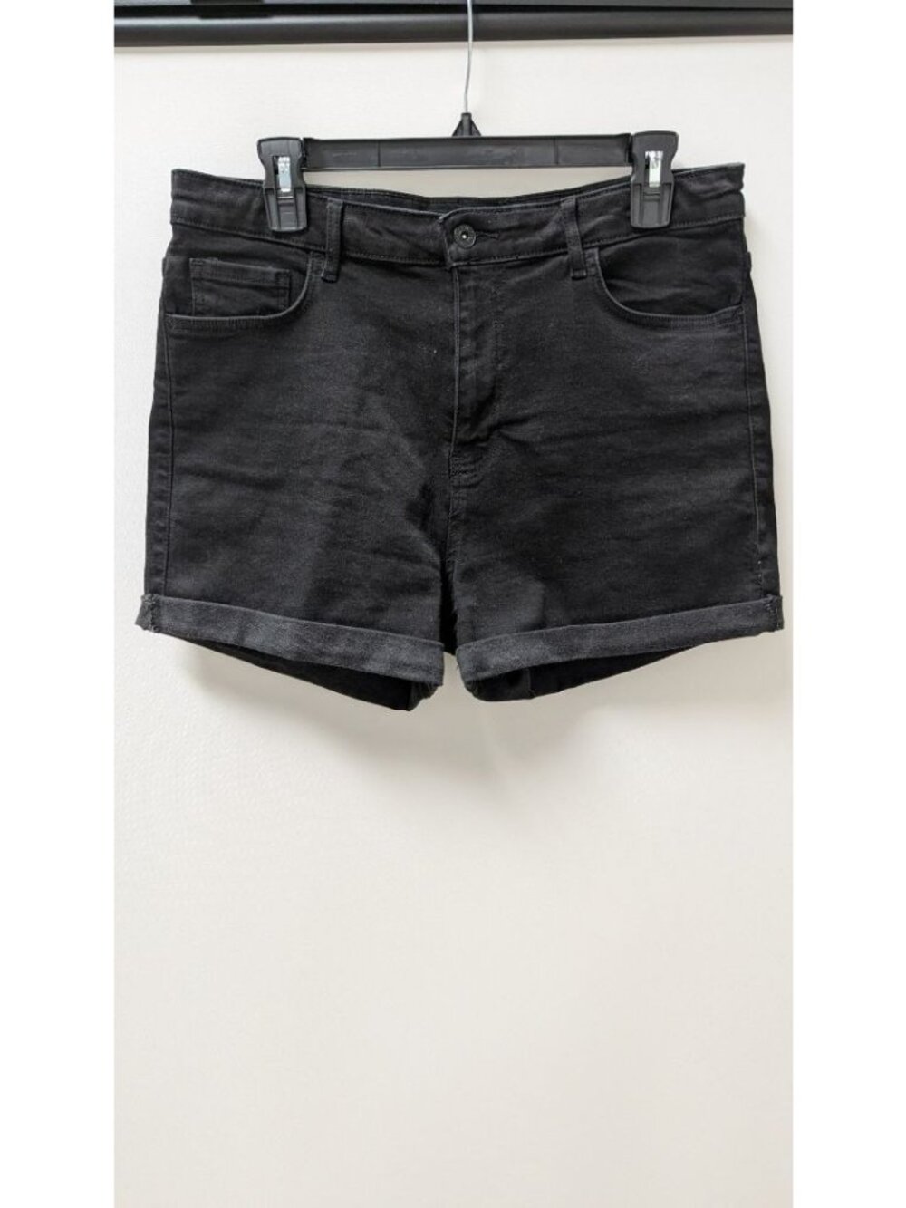 Guess LA Black Cuffed Denim Shorts